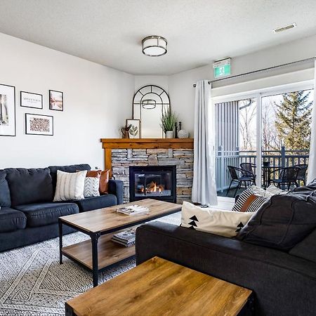 Beautiful & Bright 3 Bed Townhome Near Village Blue Mountains Eksteriør bilde