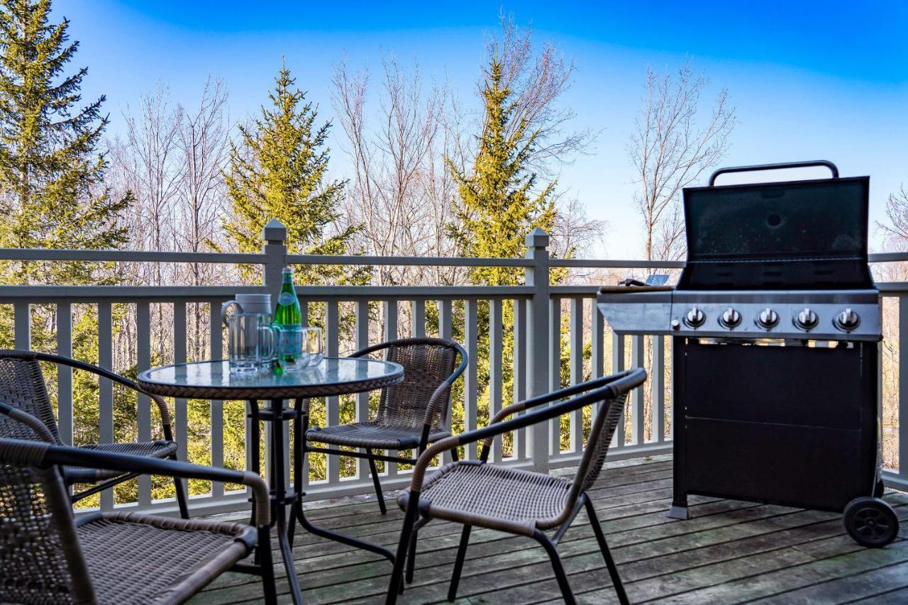 Beautiful & Bright 3 Bed Townhome Near Village Blue Mountains Eksteriør bilde